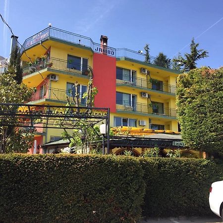Hotel Jambo Golden Sands Exteriör bild