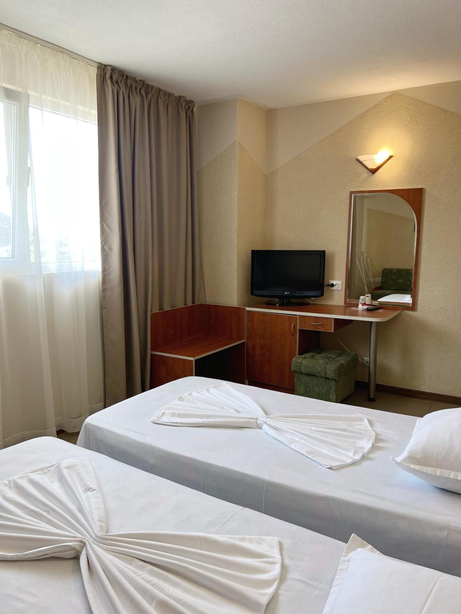 Hotel Jambo Golden Sands Exteriör bild