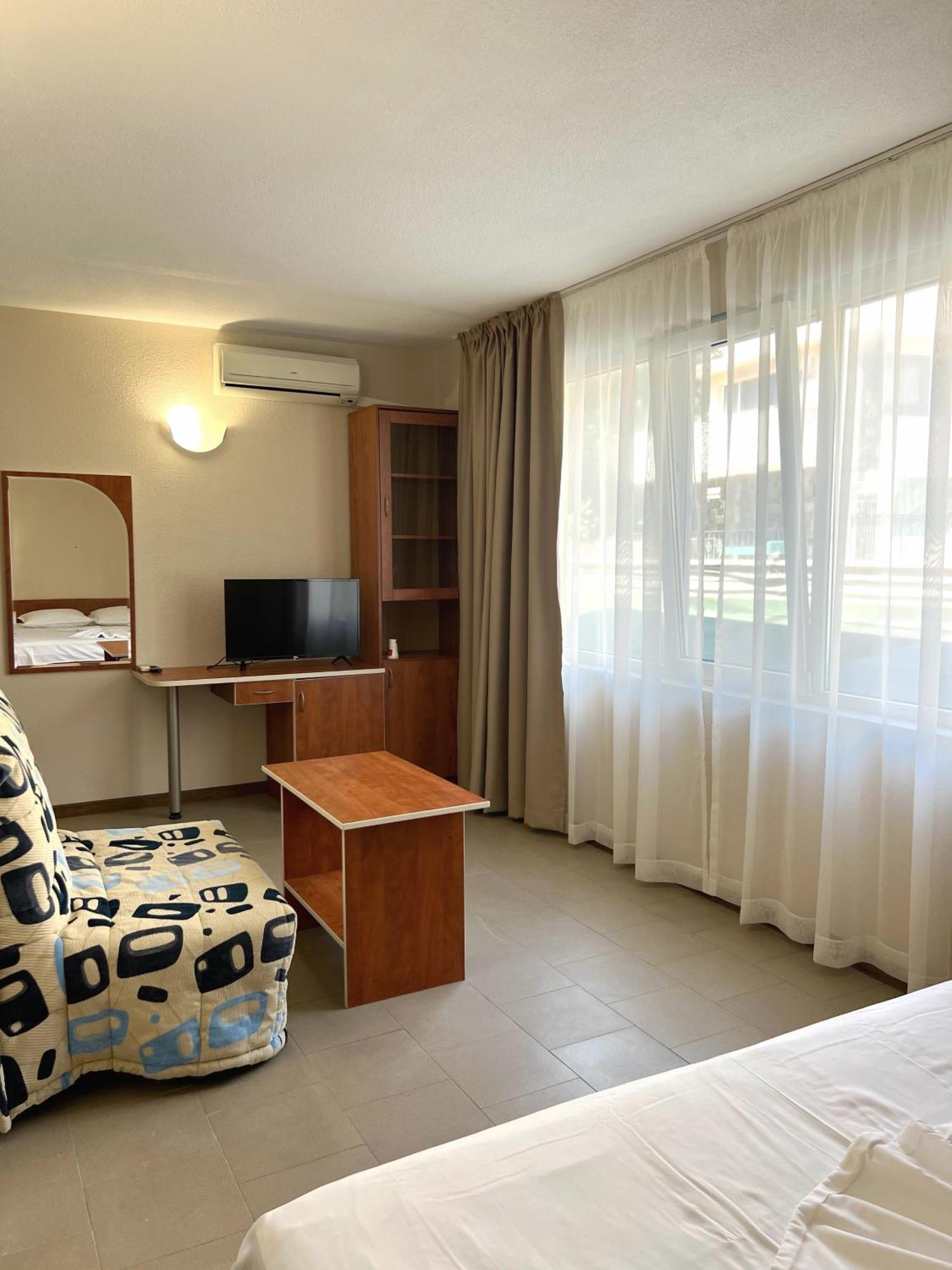 Hotel Jambo Golden Sands Exteriör bild