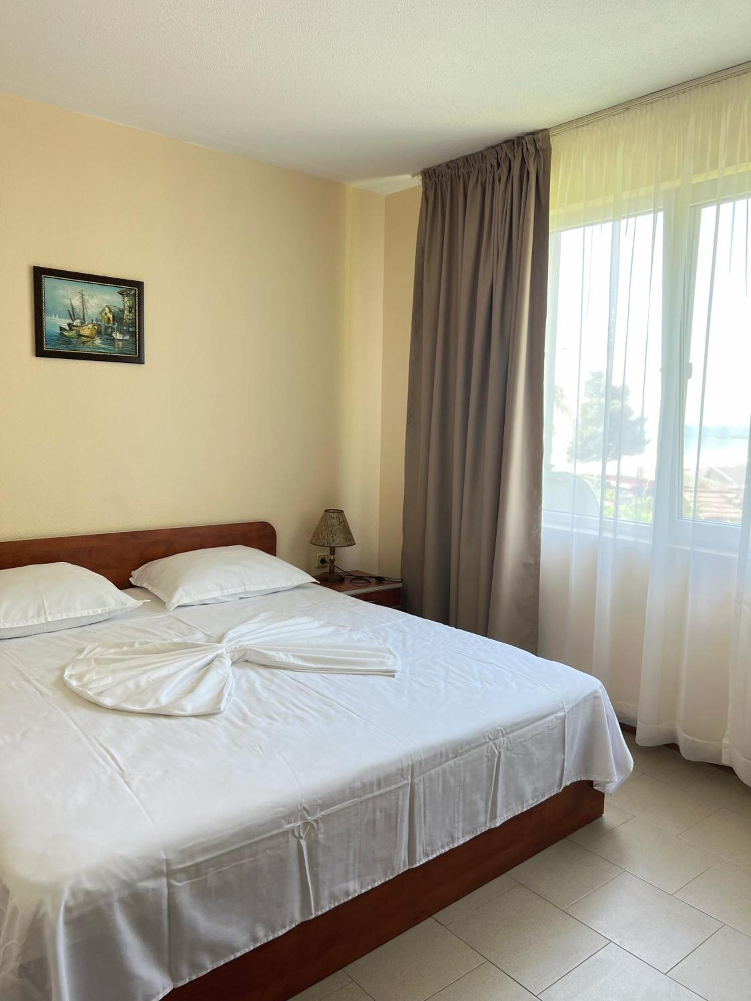Hotel Jambo Golden Sands Exteriör bild